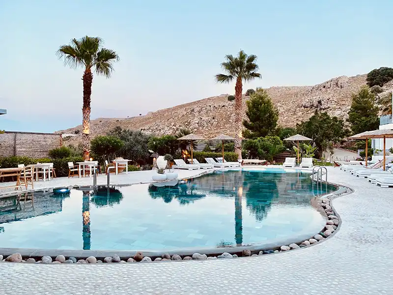 Caesars Gardens Hotel & Spa